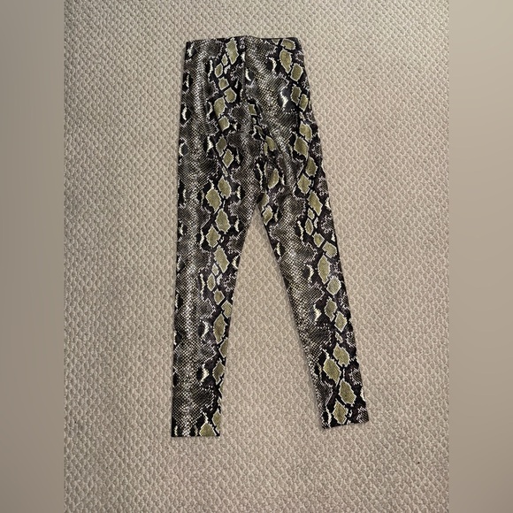 COMMANDO  Perfect Control Leggings snake print SIZE: MEDIUM - Picture 8 of 9